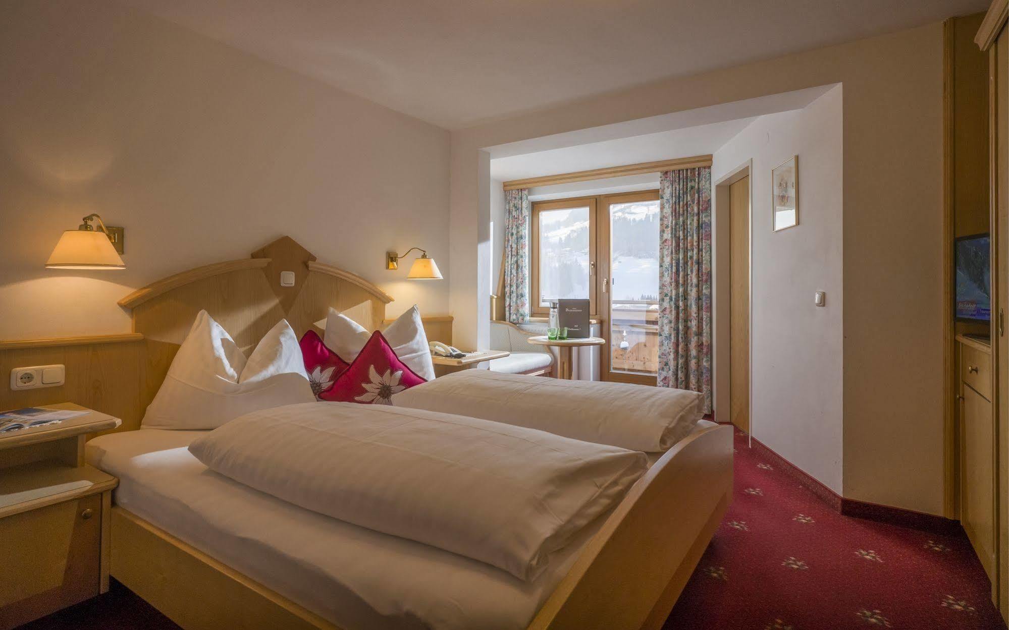 Hotel Bichlingerhof ヴェステンドルフ エクステリア 写真
